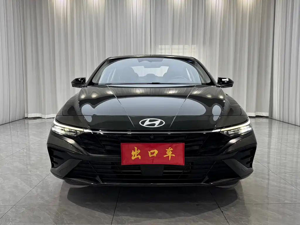 Hyundai Elantra 2023