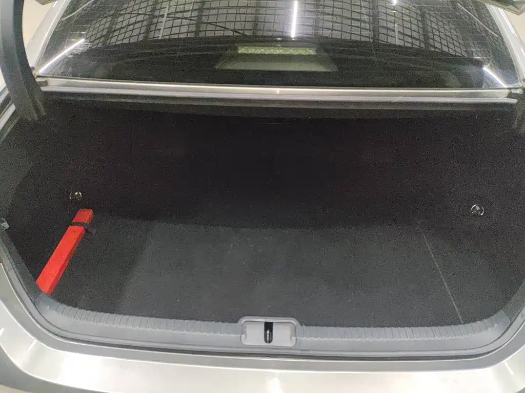 Lexus ES 2023 — фото 12