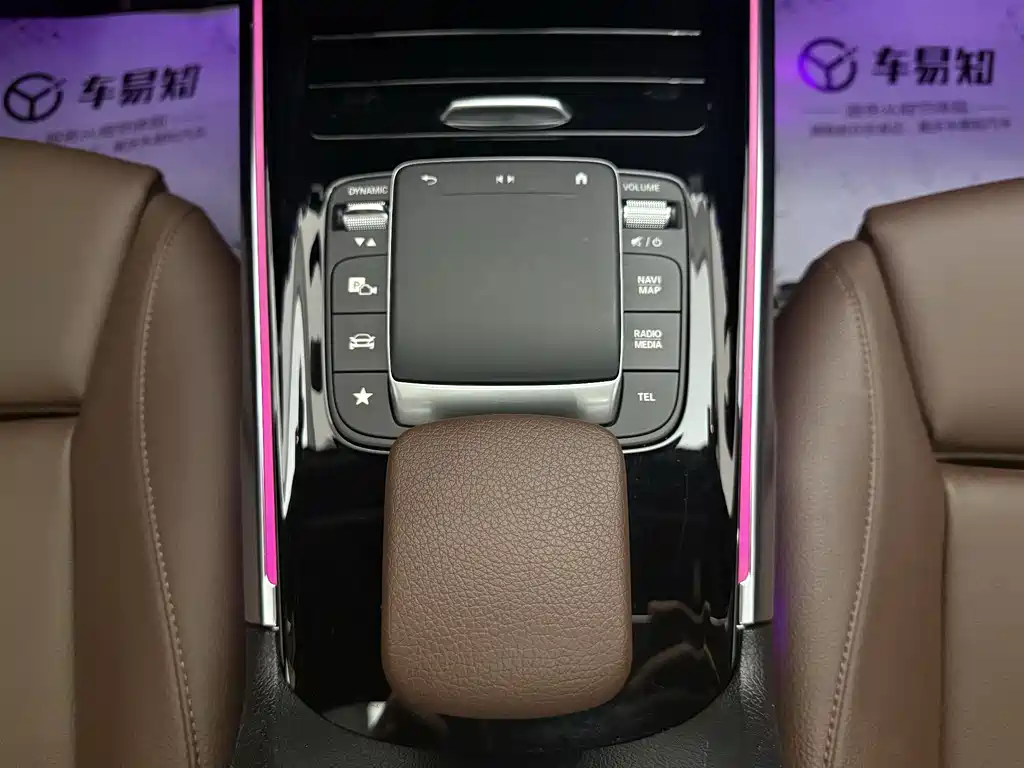 Mercedes-Benz GLB 2020 — фото 11