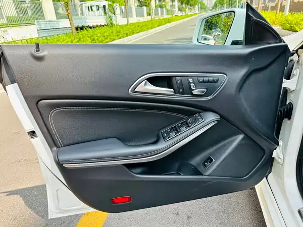 Mercedes-Benz CLA 2018