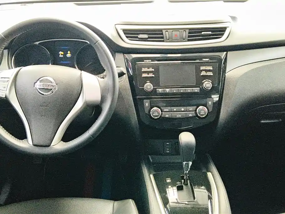 Nissan X-Trail 2015 — фото 11