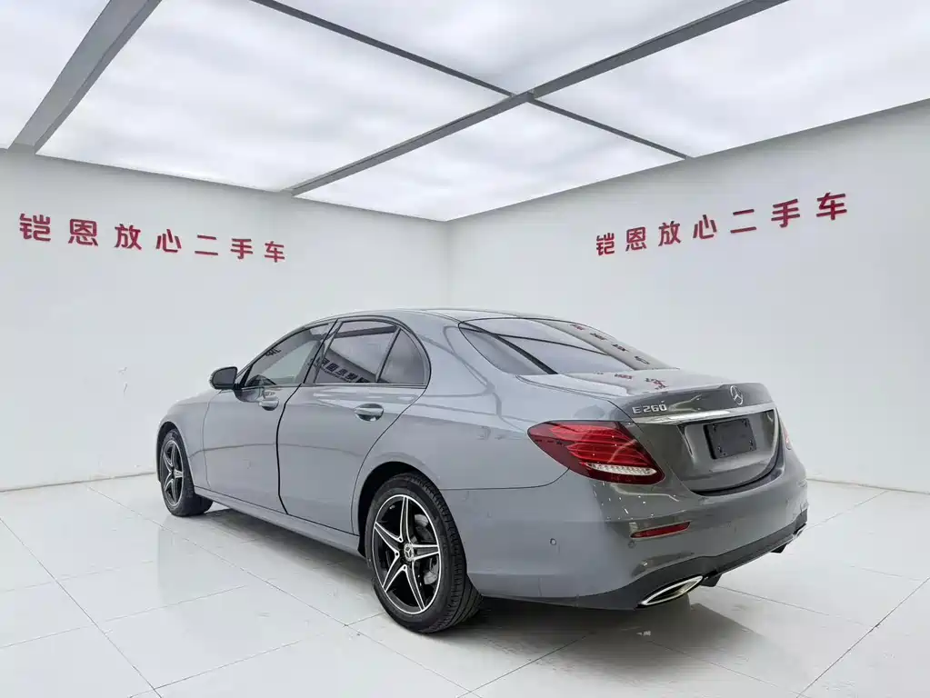 Mercedes-Benz E-Class 2020 — фото 14