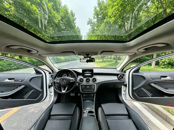 Mercedes-Benz GLA 2017