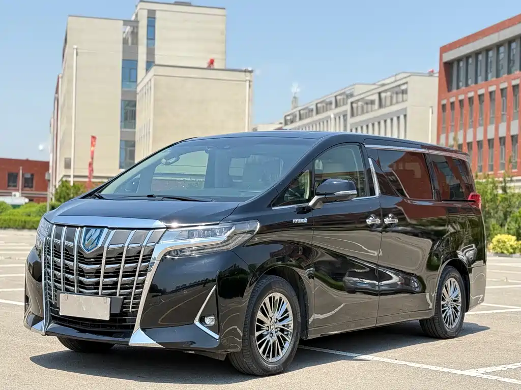 Toyota Alphard 2019 — фото 1
