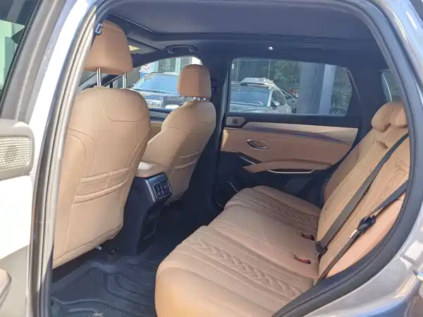 BYD Song L DM-i 2024