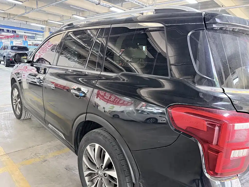 GAC Motor Trumpchi GS8 2018 — фото 20
