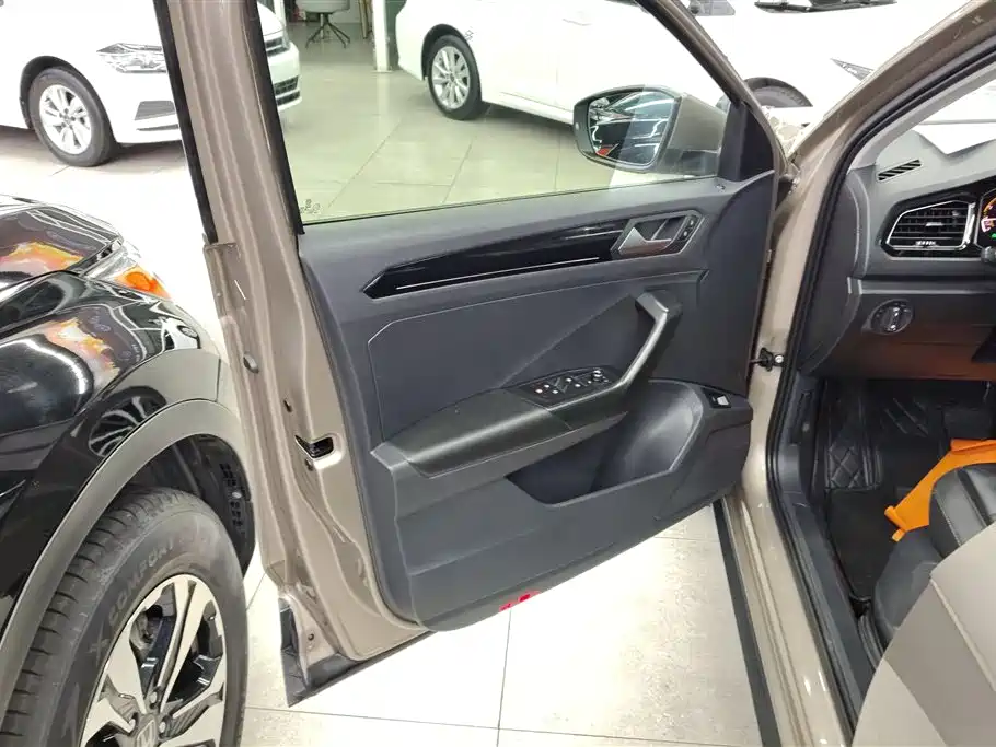Volkswagen T-Roc 2020