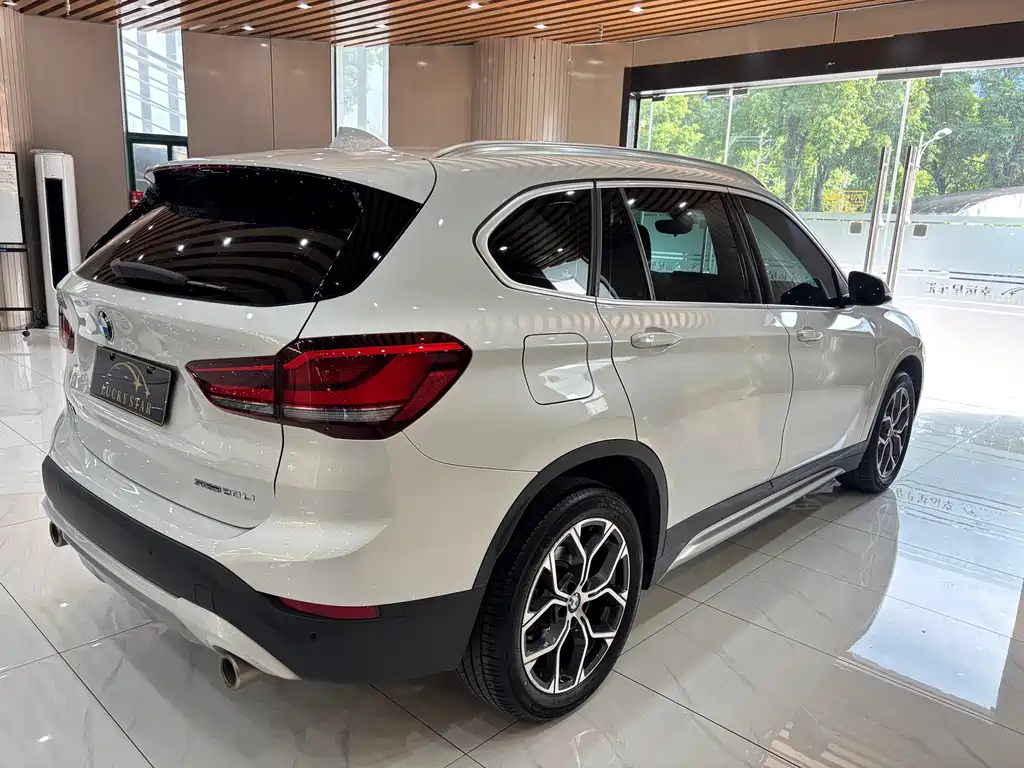BMW X1 2022 — фото 5