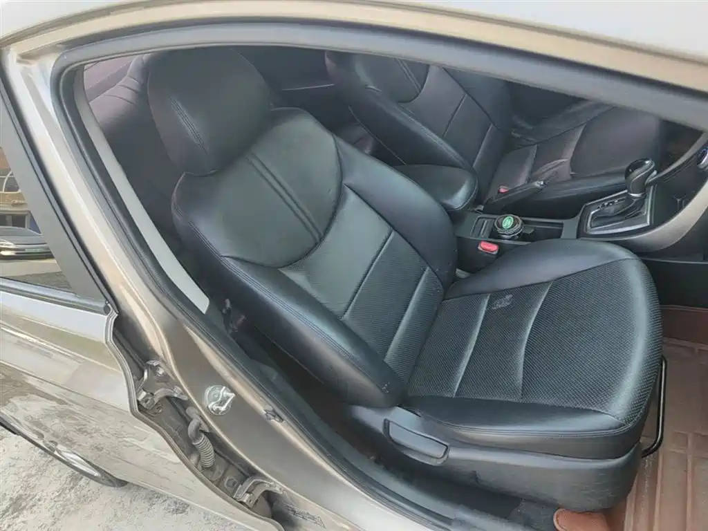 Hyundai Elantra Langdong 2016 — фото 25