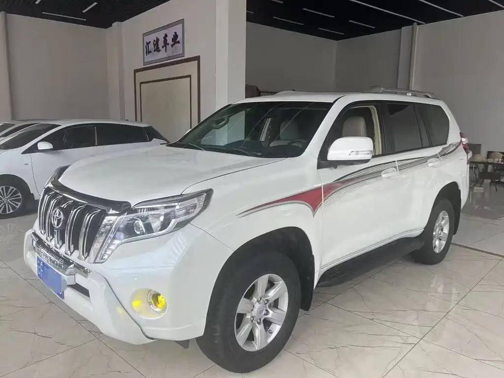 Toyota Prado 2016 — фото 1
