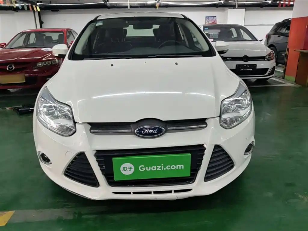 Ford Focus 2015 — фото 3