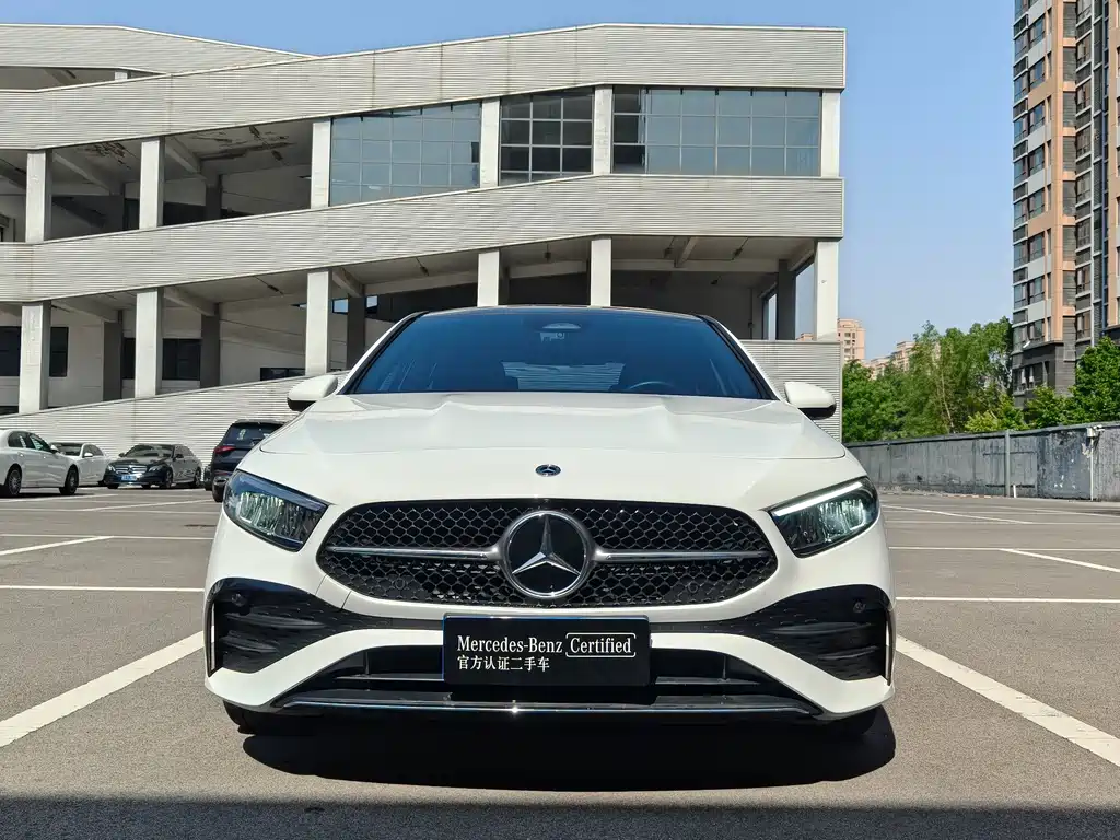 Mercedes-Benz A-Class 2023 — фото 2