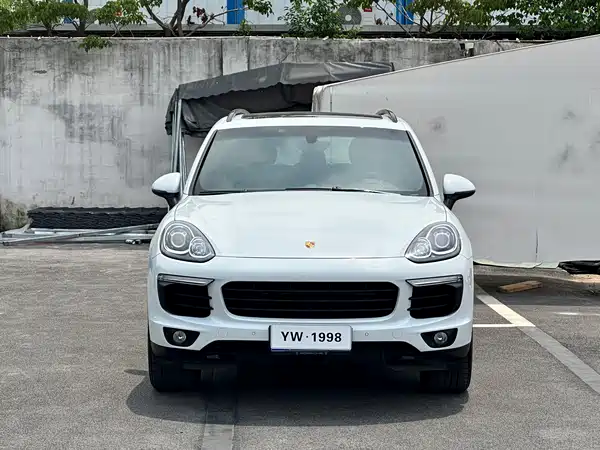 Porsche Cayenne 2015
