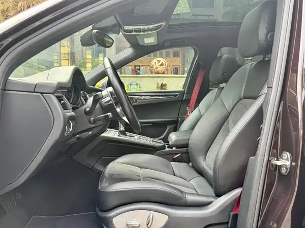 Porsche Macan 2018