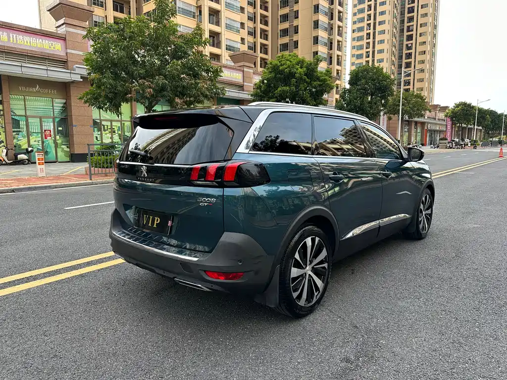 Peugeot 5008 2017 — фото 6