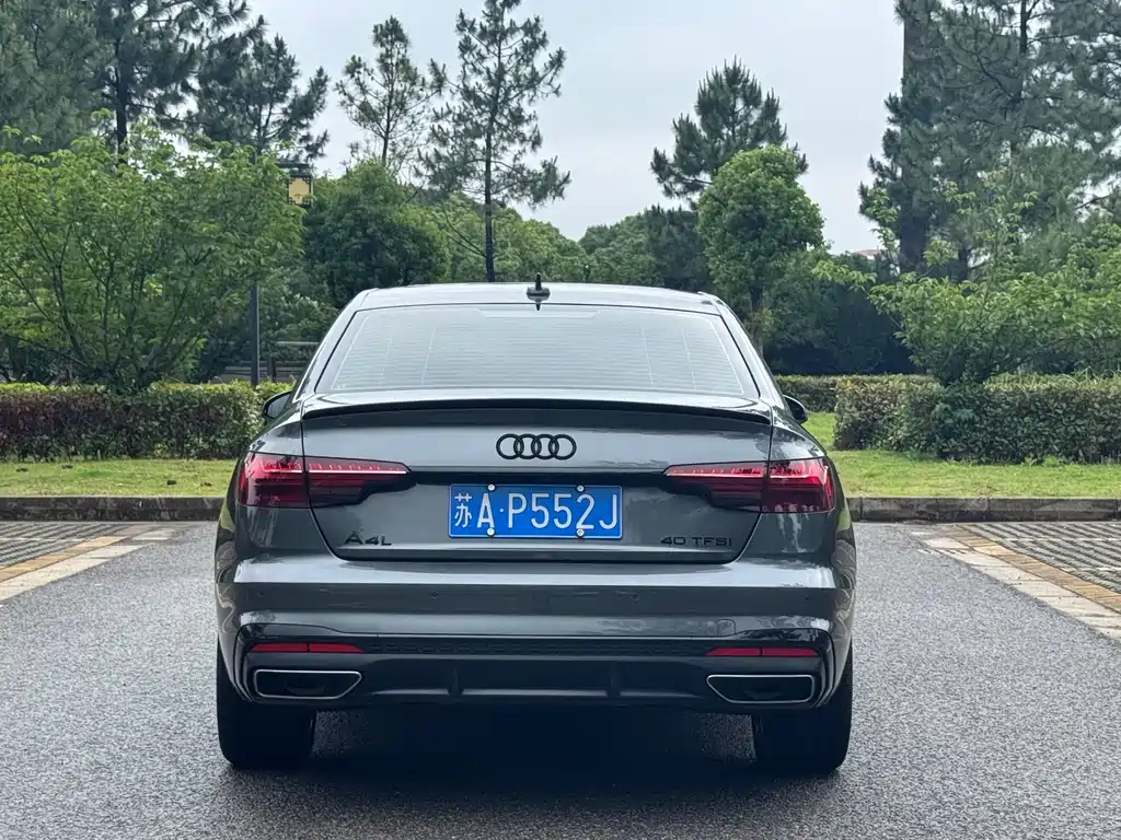 Audi A4L 2022 — фото 20