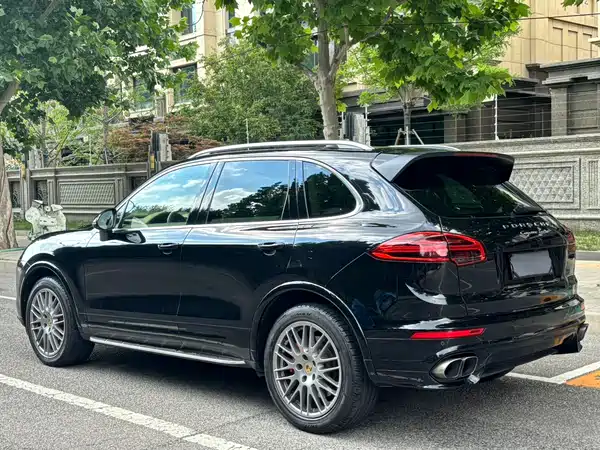 Porsche Cayenne 2015