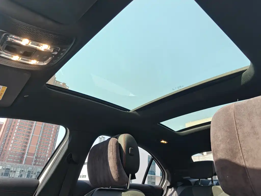 Mercedes-Benz A-Class 2023 — фото 6