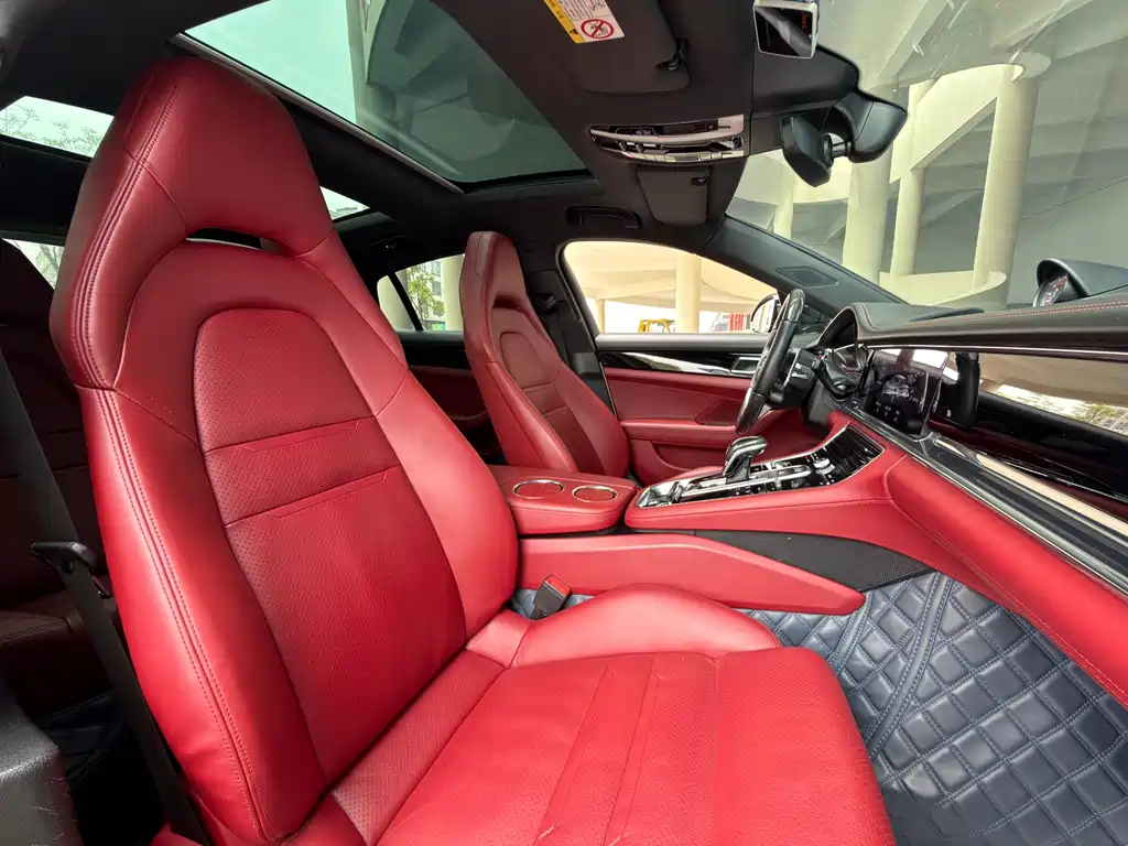Porsche Panamera 2018 — фото 15