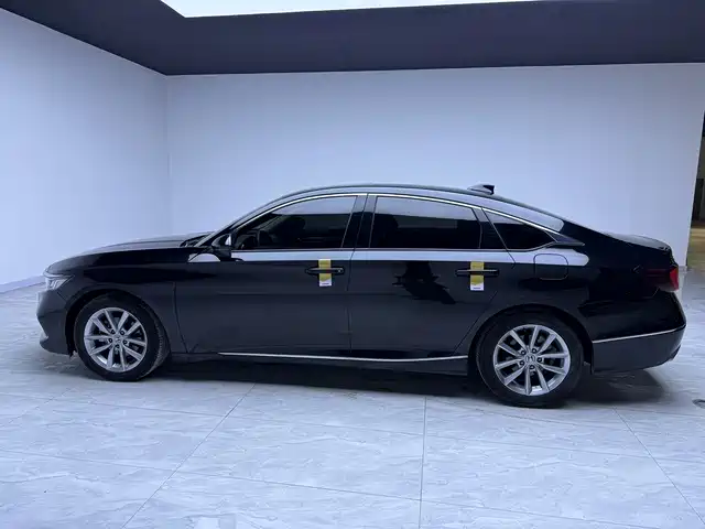 Honda Accord 2023 — фото 4