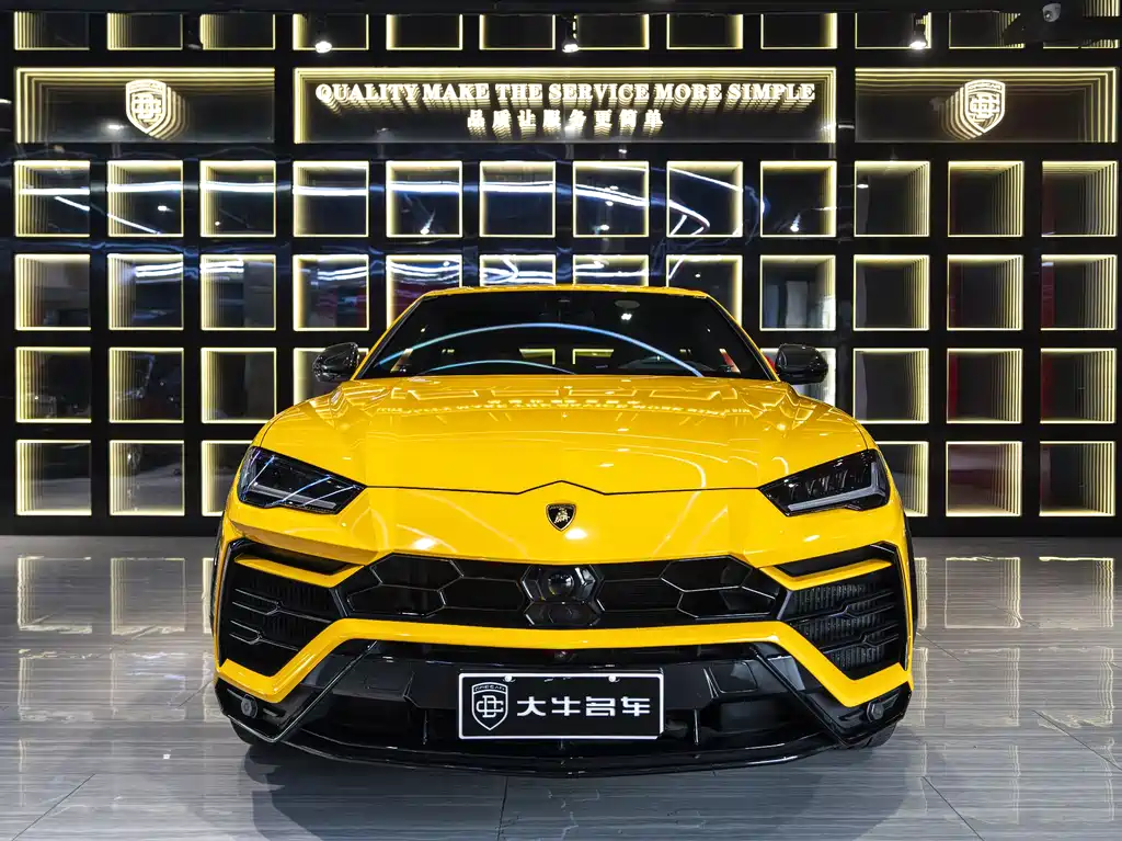 Lamborghini Urus 2020 — фото 2