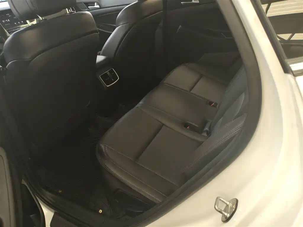 Hyundai Tucson 2016 — фото 13