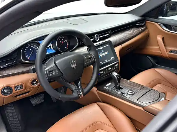 Maserati Quattroporte 2018