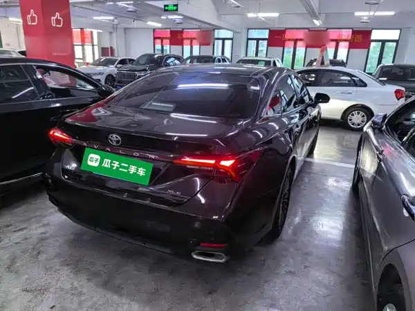 Toyota Avalon 2021