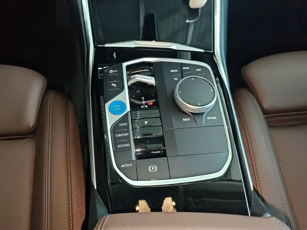 BMW i3 2024 — фото 14