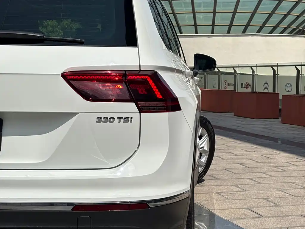 Volkswagen Tiguan 2019 — фото 33