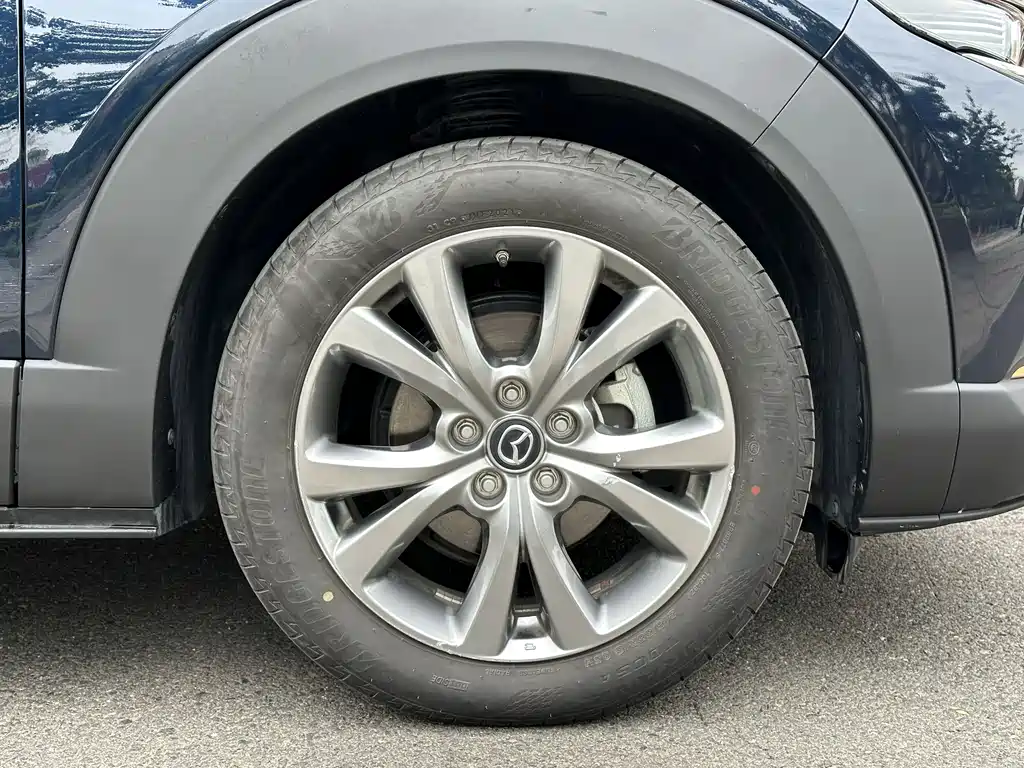 Mazda CX-30 2021 — фото 16
