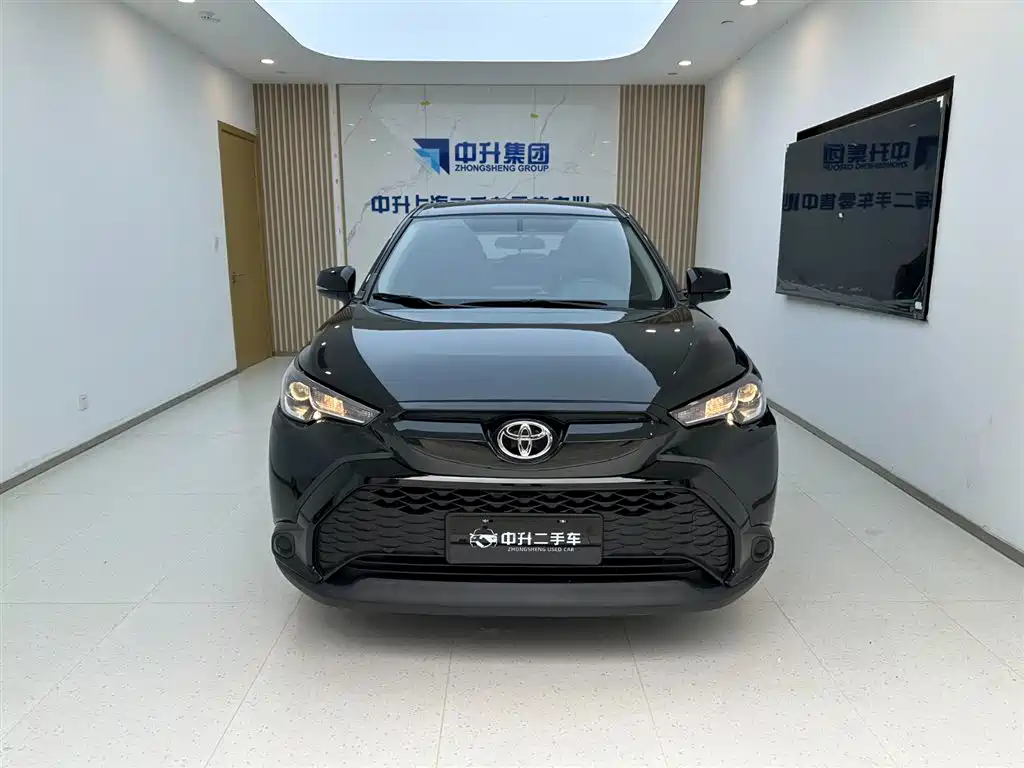 Toyota Frontlander 2024