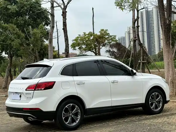 Borgward BX7 2019