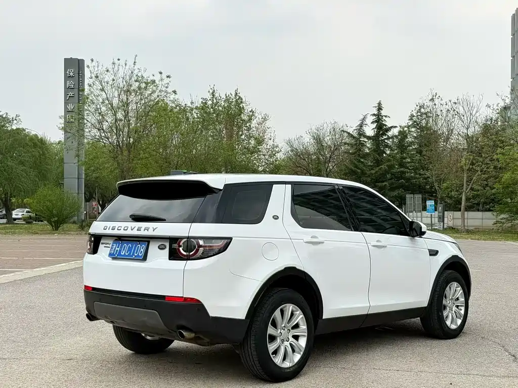 Land Rover Discovery Sport 2016 — фото 8