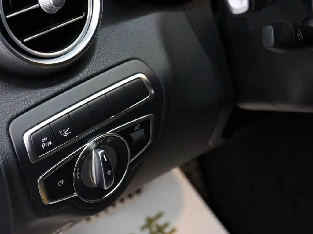 Mercedes-Benz C-Class AMG 2022 — фото 30