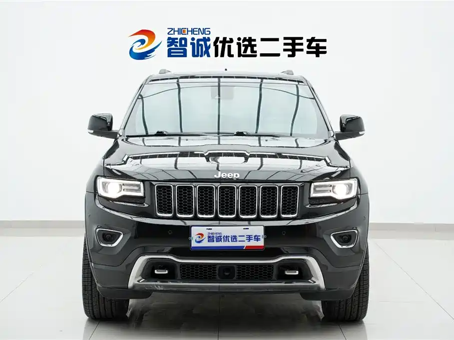 Jeep Grand Cherokee 2015 — фото 2