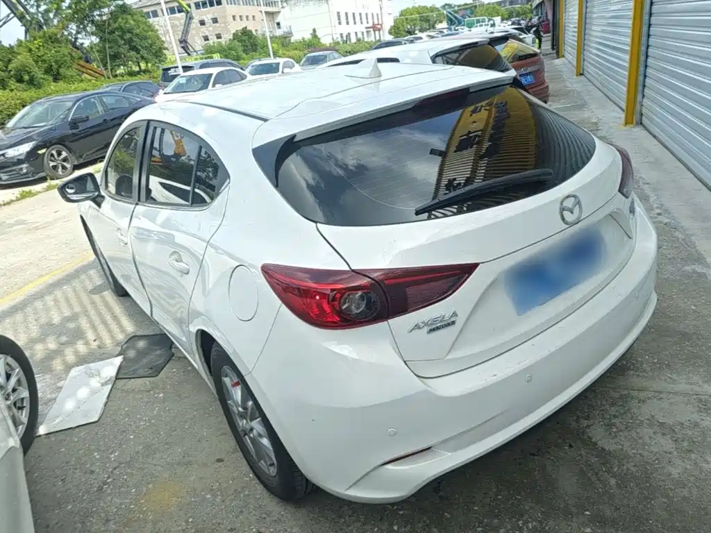 Mazda 3 Axela 2018