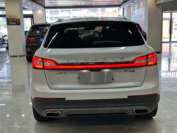 Lincoln MKX 2015