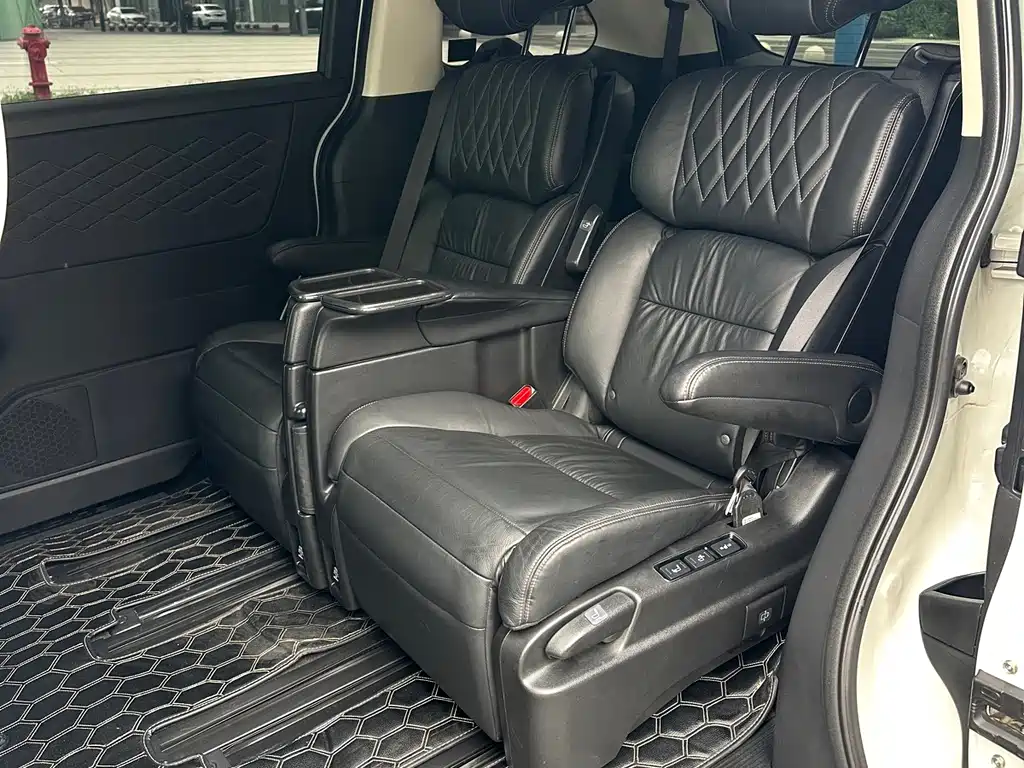 Honda Elysion 2021 — фото 10
