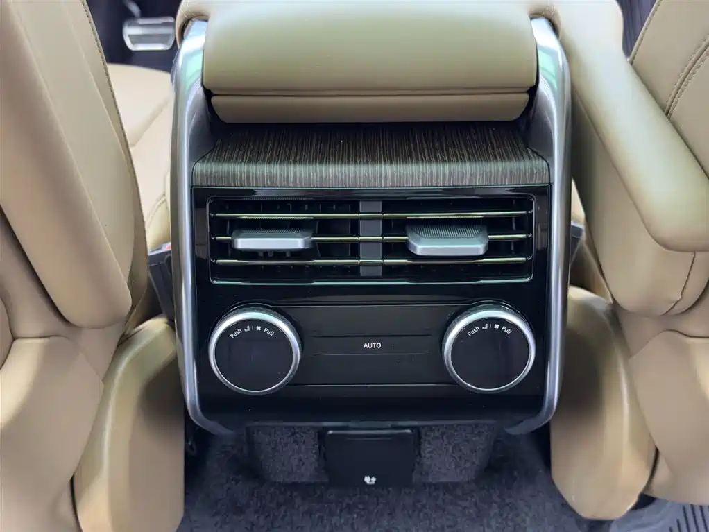 Land Rover Range Rover 2025 — фото 12