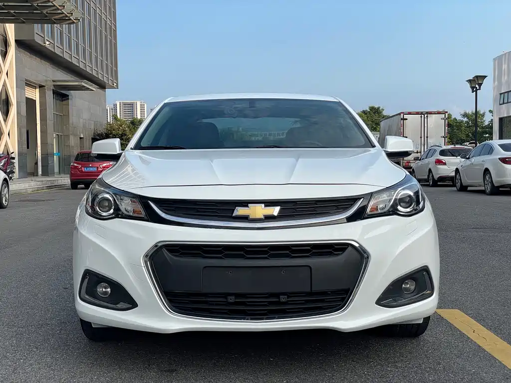 Chevrolet Malibu 2017 — фото 2