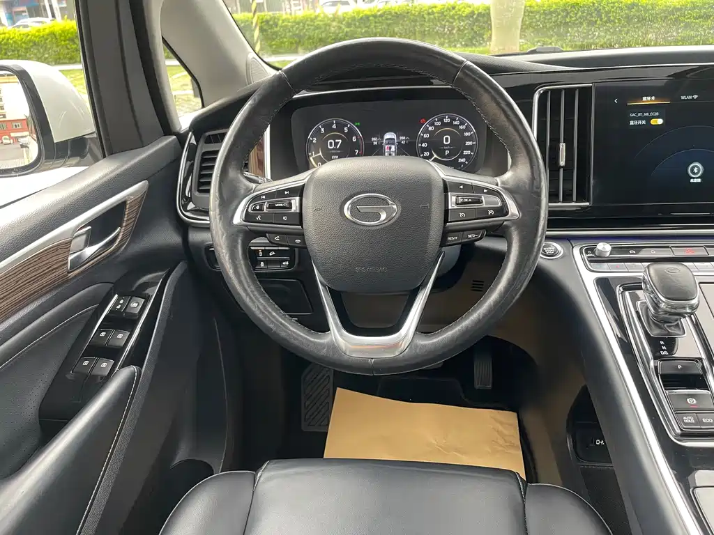 GAC Motor Trumpchi M8 2023 — фото 16
