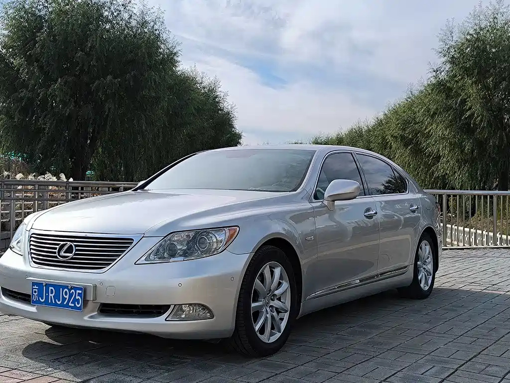 Lexus LS 2007 — фото 25