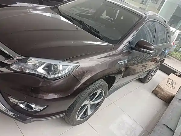 BYD S7 2016