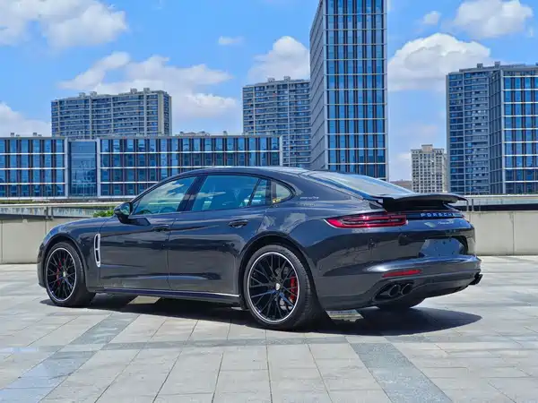 Porsche Panamera 2017