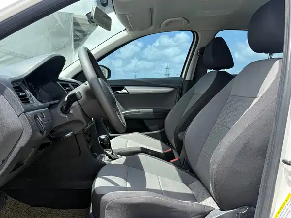 Volkswagen Gran Lavida 2013