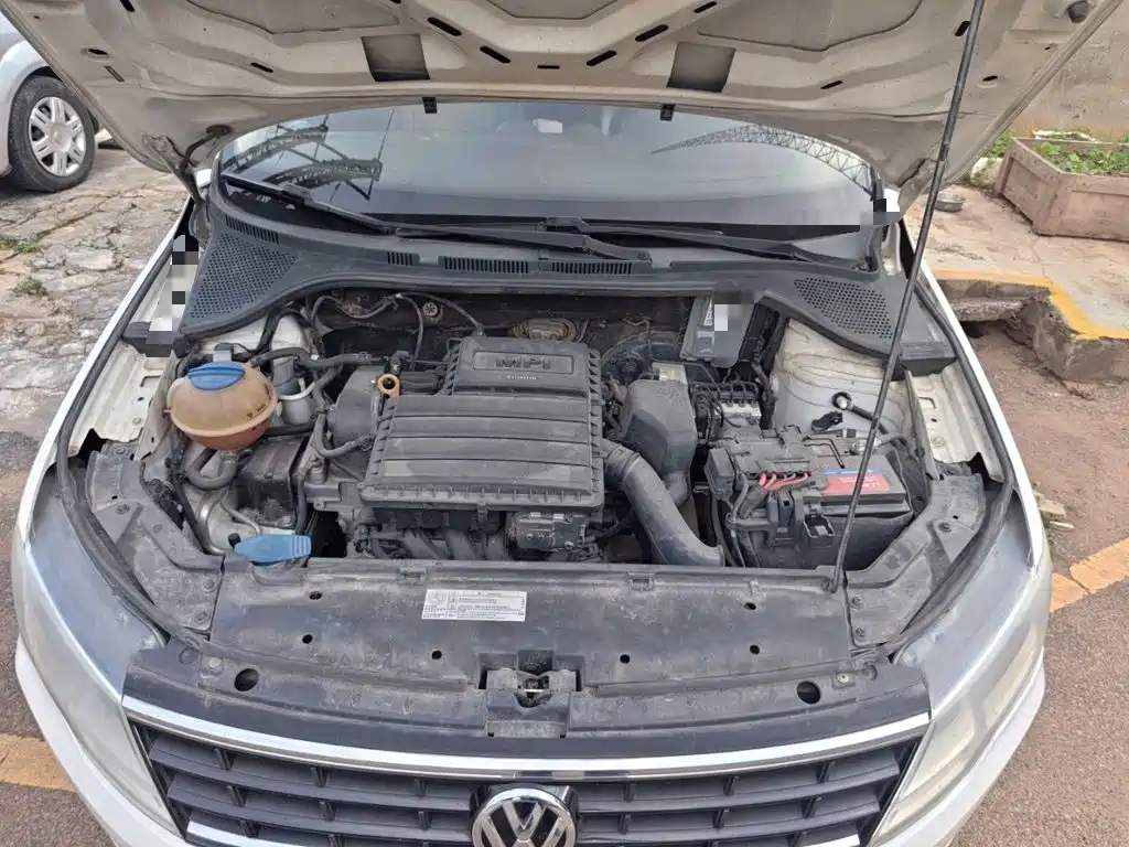 Volkswagen Jetta 2018 — фото 11