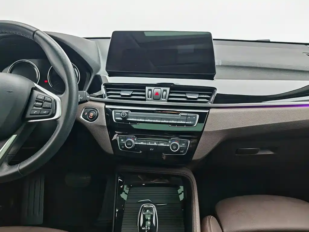 BMW X2 2021 — фото 12