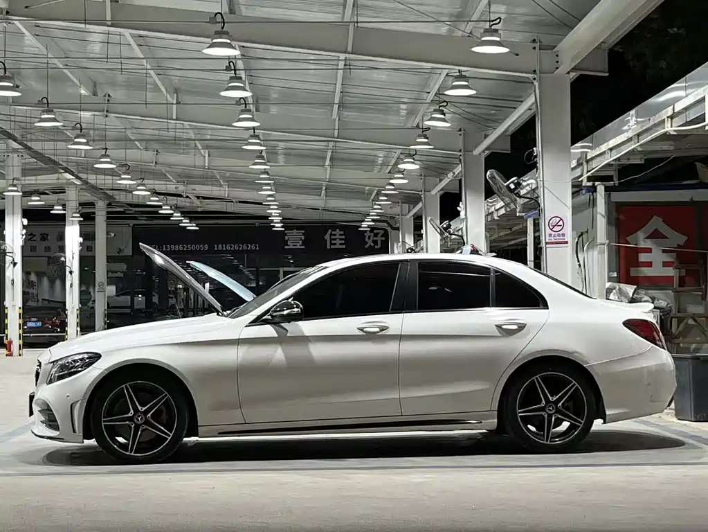 Mercedes-Benz C-Class 2020