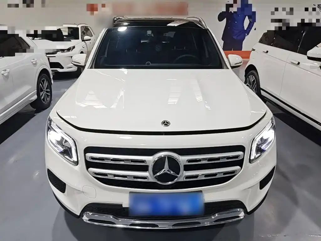Mercedes-Benz GLB 2023 — фото 3